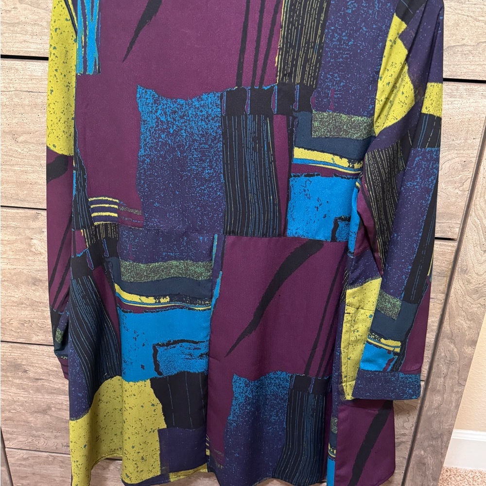 Abstract Print Long Sleeve Blouse in Plum and Teal - Unbranded